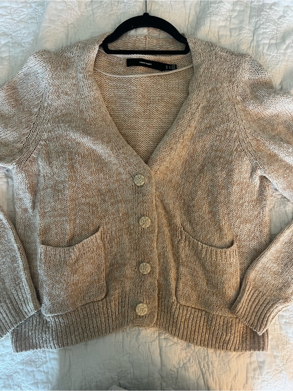 Vero Moda Beige/Cream V-Neck Button Front Cardigan